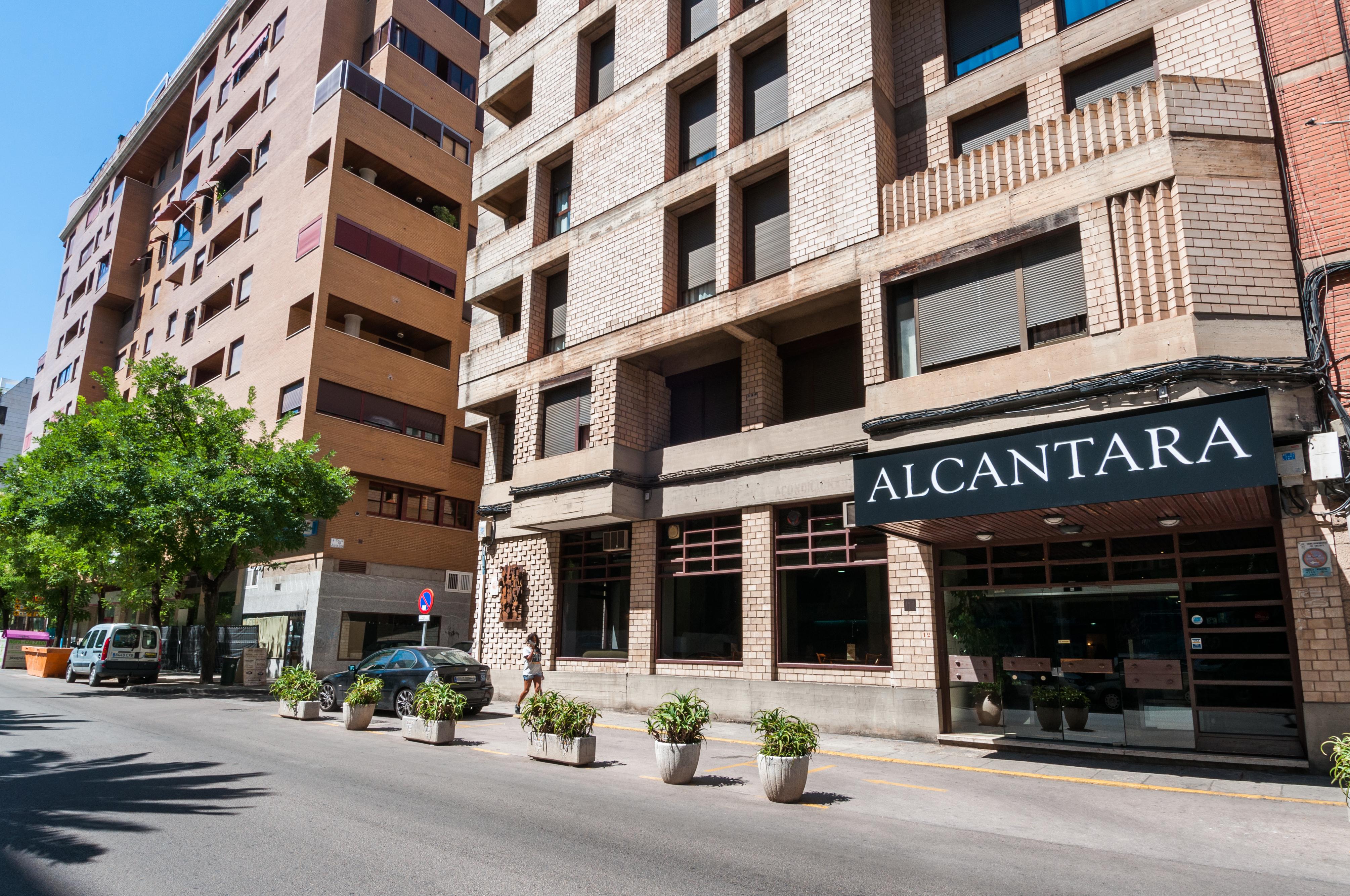 Hotel Alcántara Caces Exterior foto